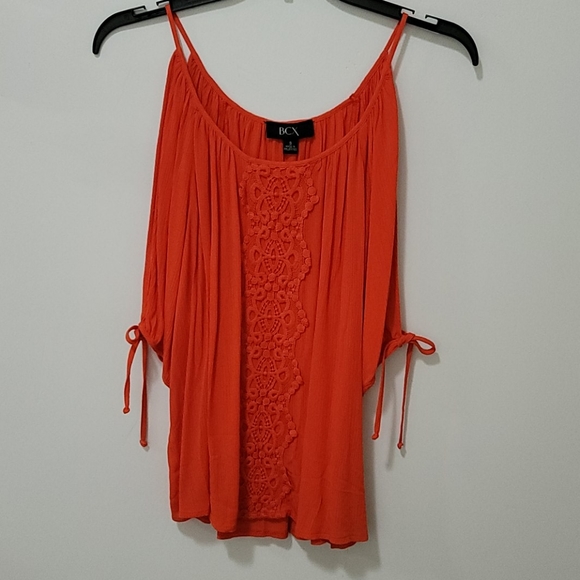 Top - Picture 1 of 2